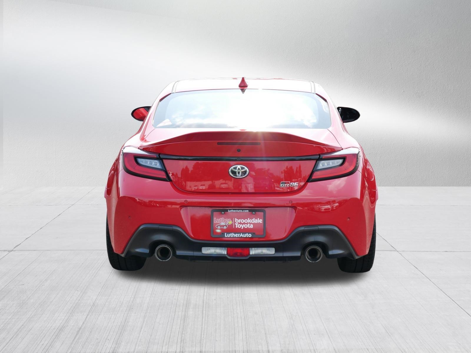 Certified 2023 Toyota GR86 Premium RWD image 4
