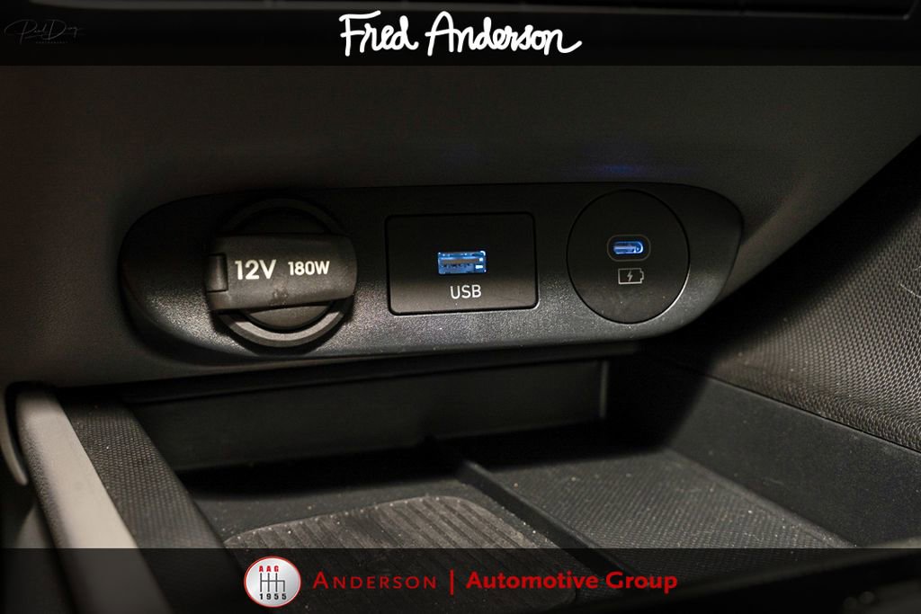 Used 2025 Hyundai Elantra SEL FWD image 16