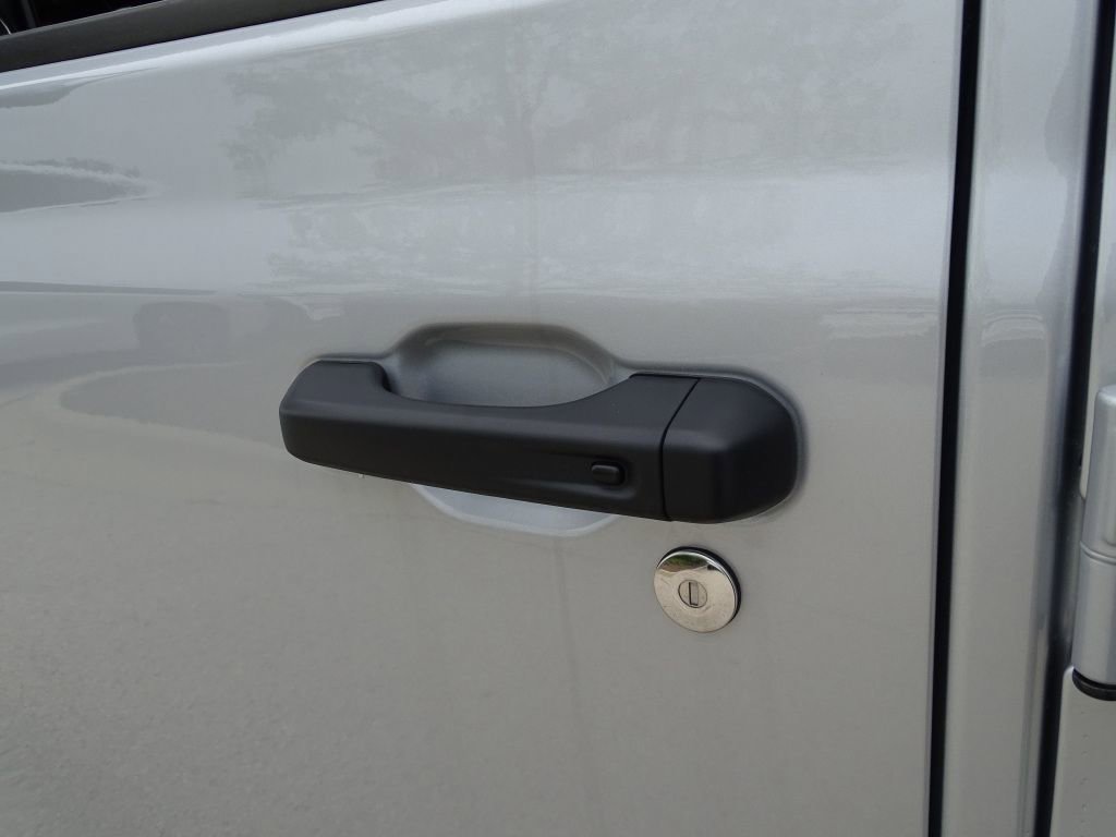 Used 2024 Jeep Wrangler Sahara w/ Safety Group image 23