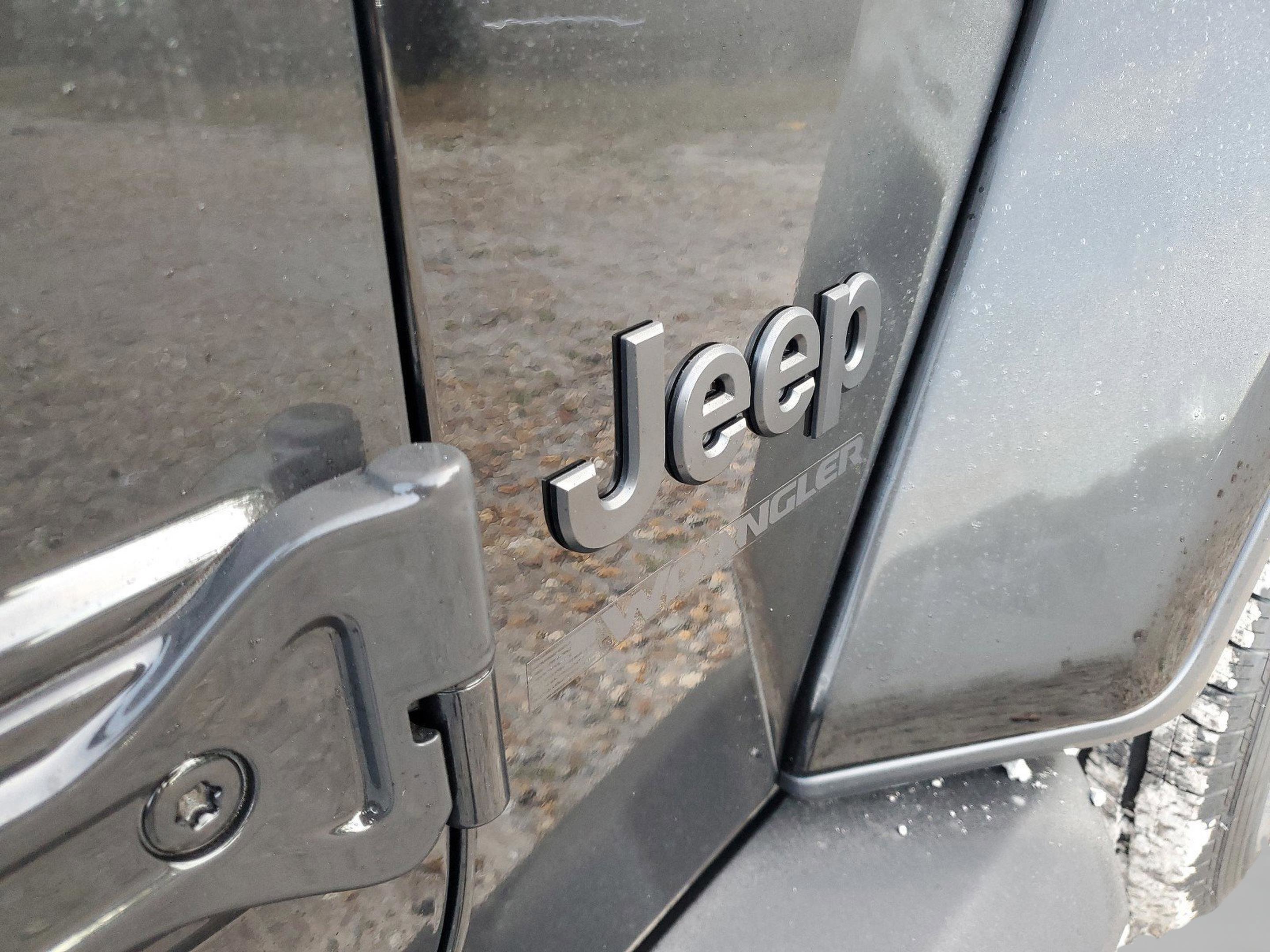 New 2026 Jeep Wrangler Unlimited Sahara AWD/4WD image 29