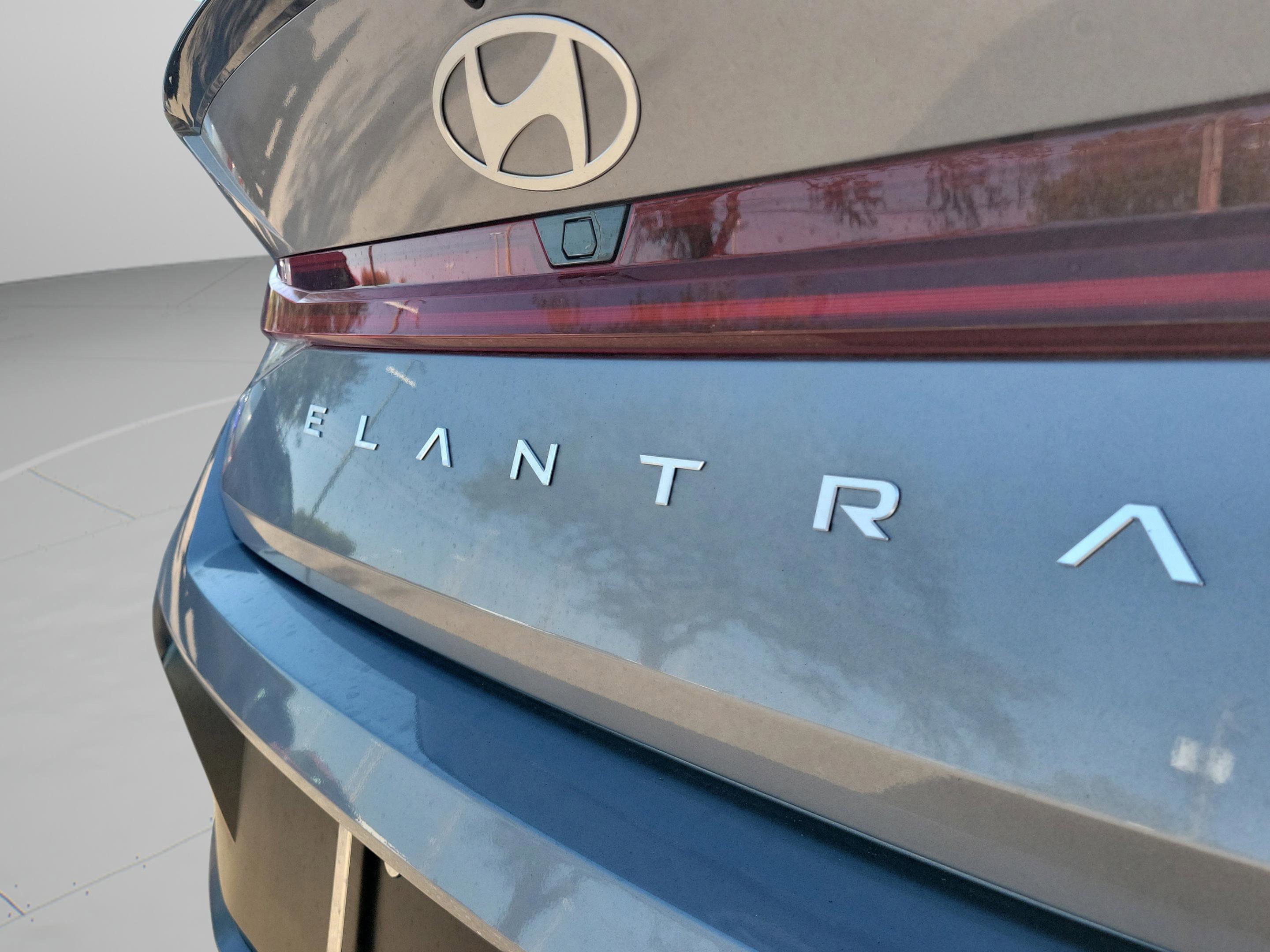 New 2026 Hyundai Elantra SEL Sport w/ Cargo Package image 31