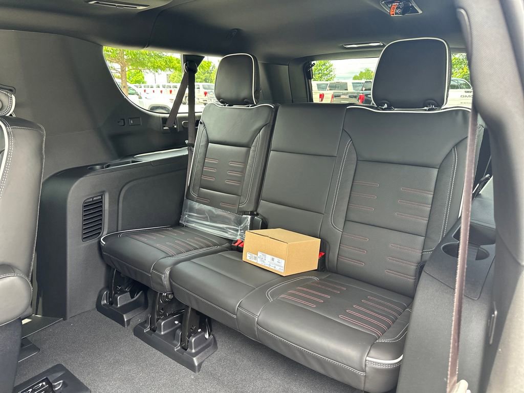 New 2026 GMC Yukon XL AT4 Ultimate AWD/4WD image 40