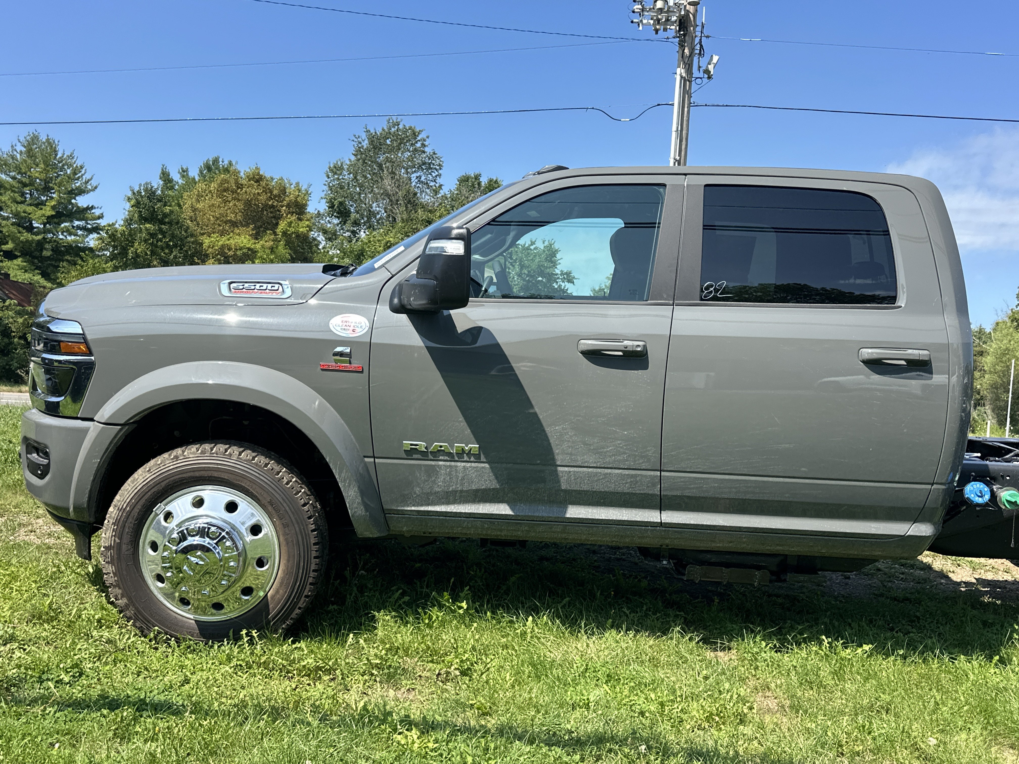 New 2026 RAM 5500 4x4 Crew Cab w/ Laramie Trim Package image 25