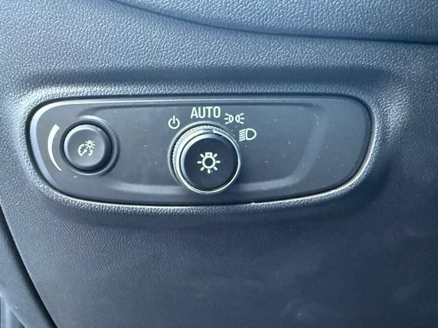 Certified 2024 Chevrolet Equinox RS FWD image 29