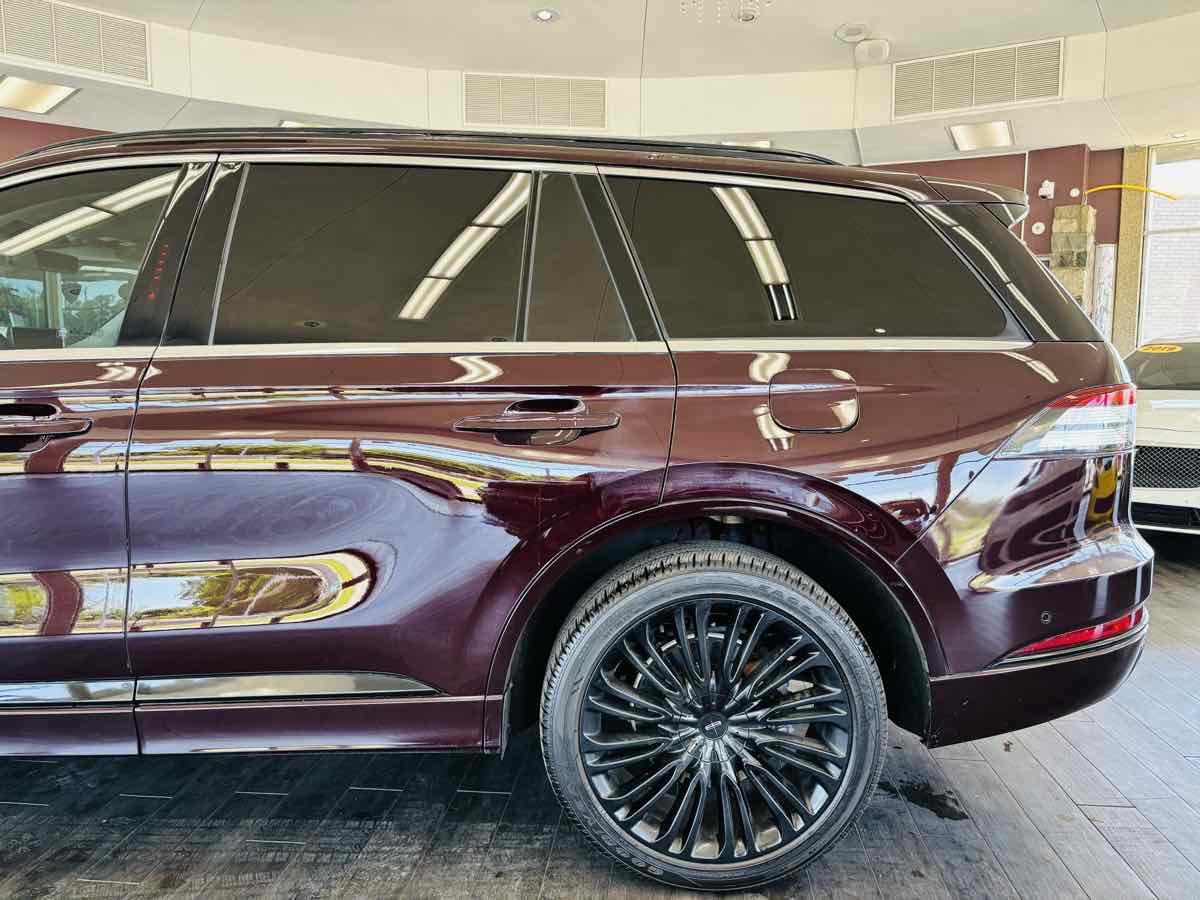 Used 2023 Lincoln Aviator Black Label w/ Dynamic Handling Package AWD/4WD image 15