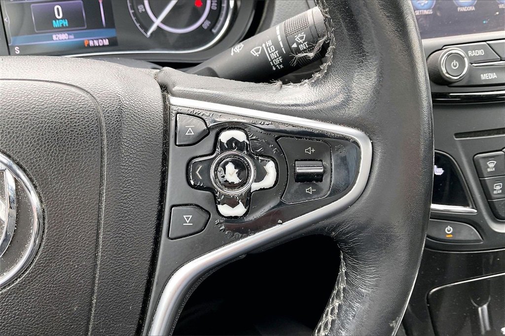 Used 2017 Buick Regal Premium image 15