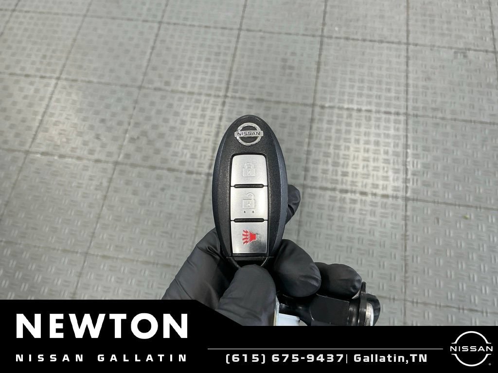 Used 2014 Nissan Juke SV w/ Navigation Package FWD image 32
