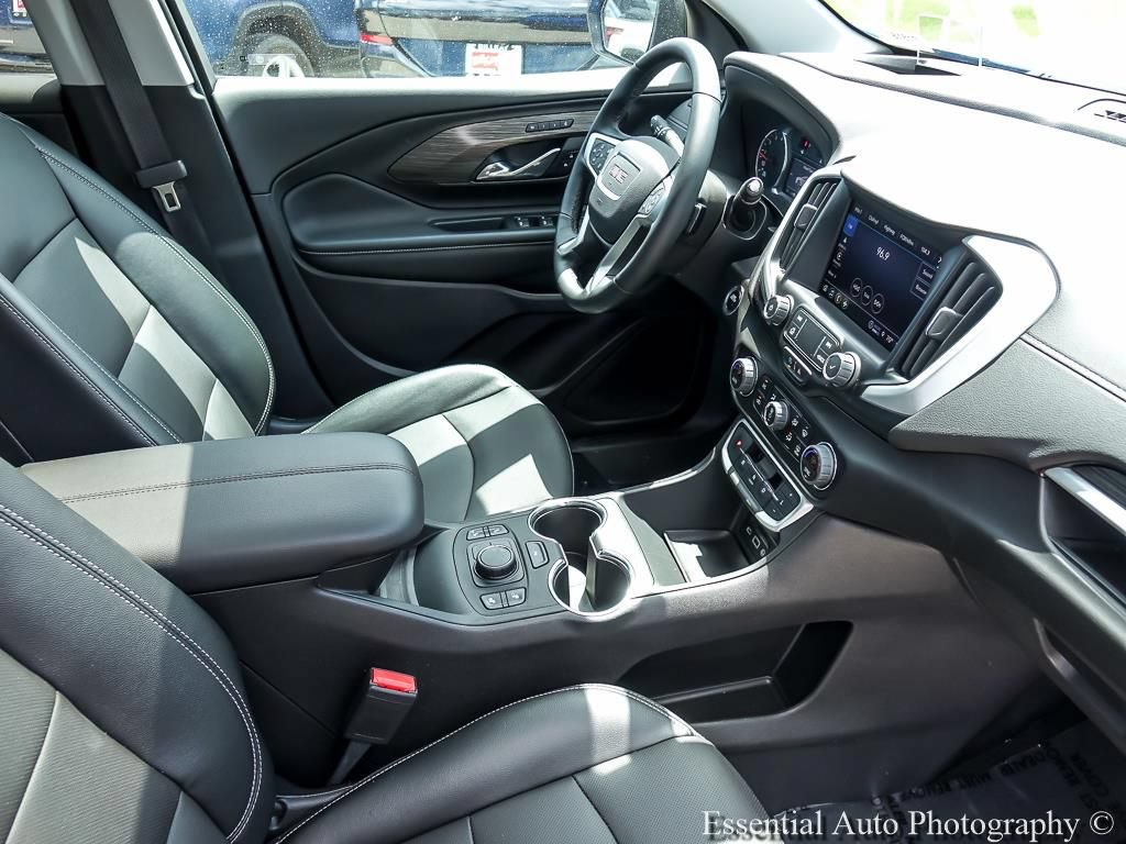 Certified 2024 GMC Terrain SLT w/ Tech Package FWD image 30