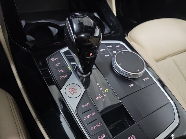 Certified 2023 BMW X4 xDrive30i w/ M Sport Package AWD/4WD image 21