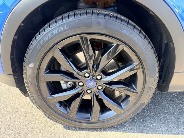 Used 2018 Ford Escape SEL w/ SEL Sport Appearance Package image 12