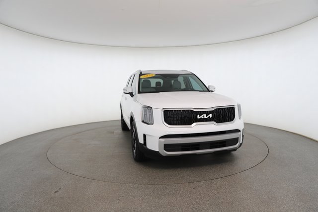 Used 2023 Kia Telluride EX w/ EX Captain's Chair Package image 29
