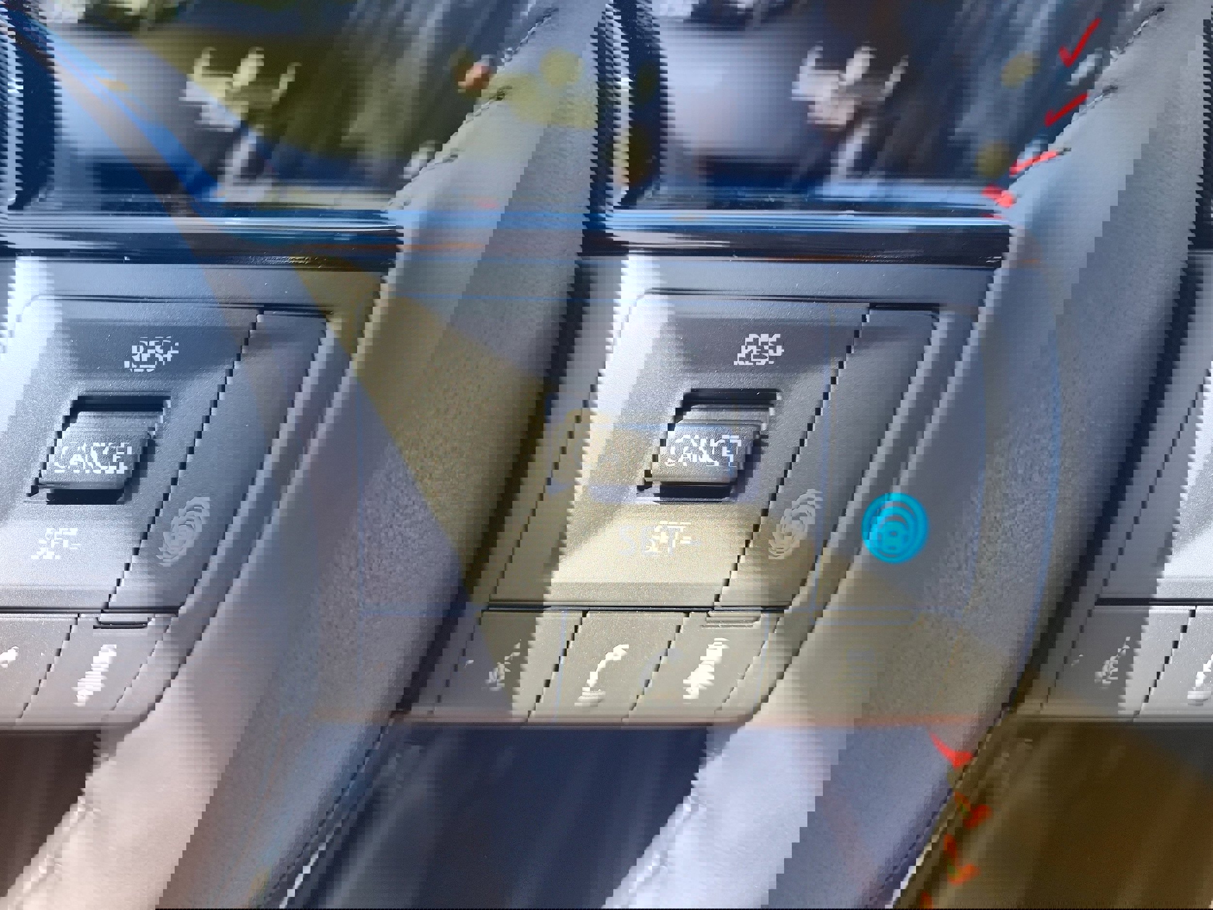 New 2026 Nissan Kicks SR w/ Cold Weather Package image 17