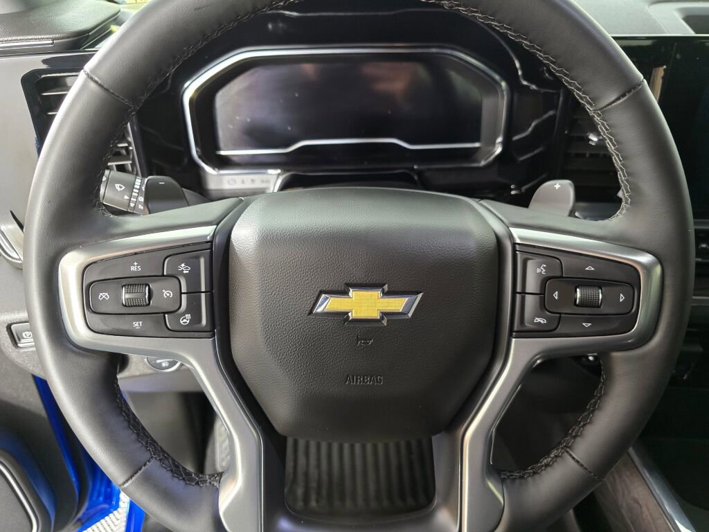 Used 2024 Chevrolet Silverado 1500 LTZ w/ Technology Package image 24