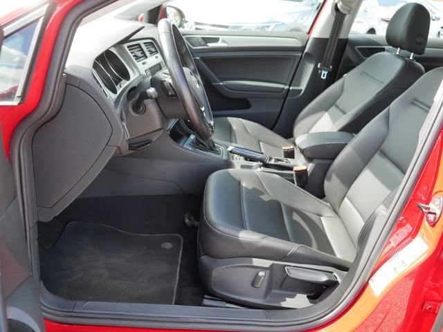 Used 2017 Volkswagen Golf Wolfsburg Edition FWD image 13