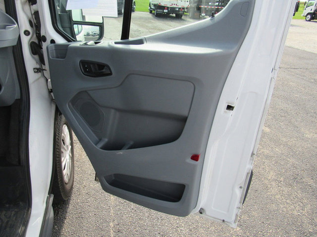 Used 2018 Ford Transit 150 XLT image 13
