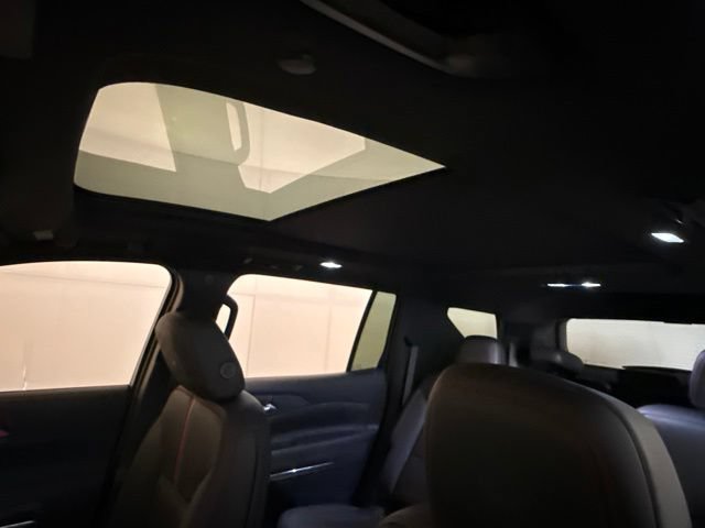 New 2026 Chevrolet Traverse RS AWD/4WD image 25