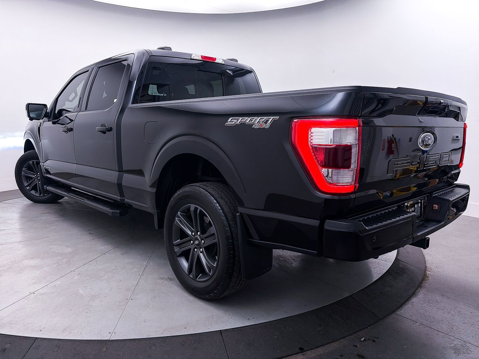 Used 2023 Ford F150 Lariat w/ Equipment Group 502A High image 2