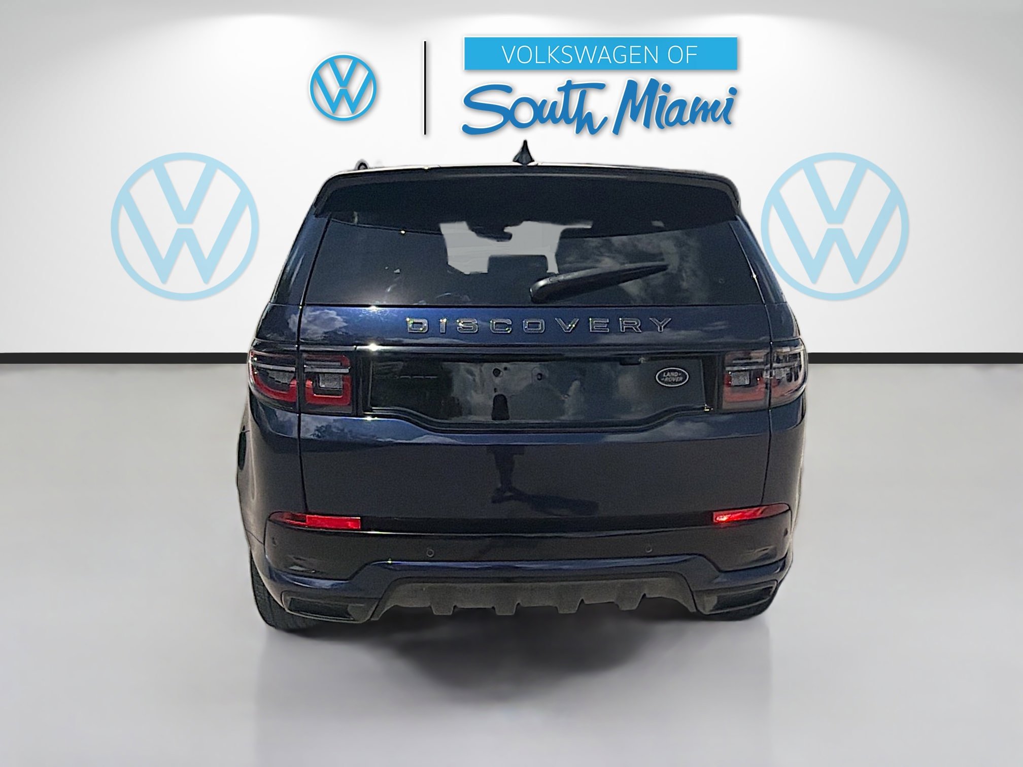Used 2021 Land Rover Discovery Sport S R-Dynamic AWD/4WD image 6