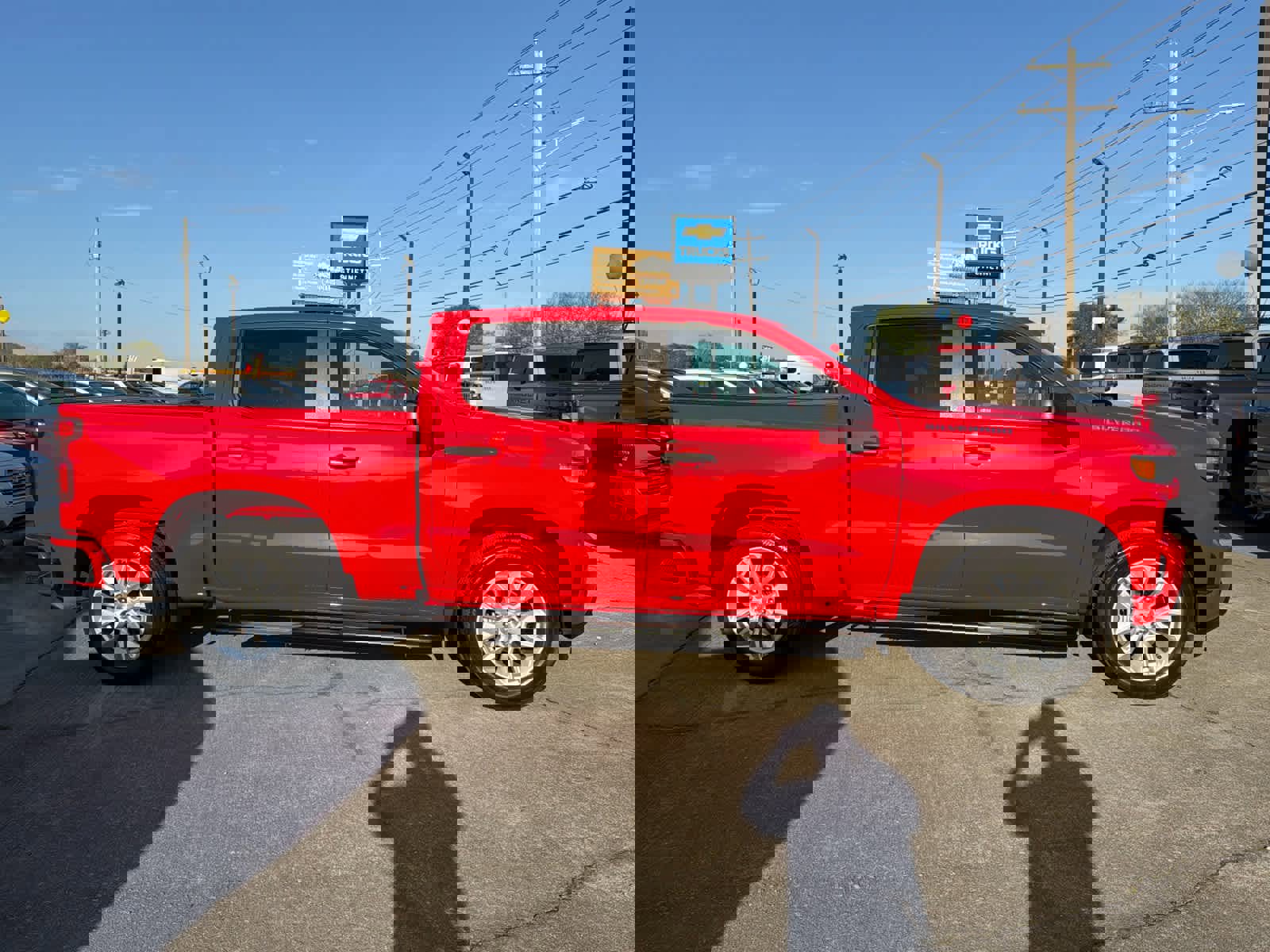 Used 2021 Chevrolet Silverado 1500 Custom image 2