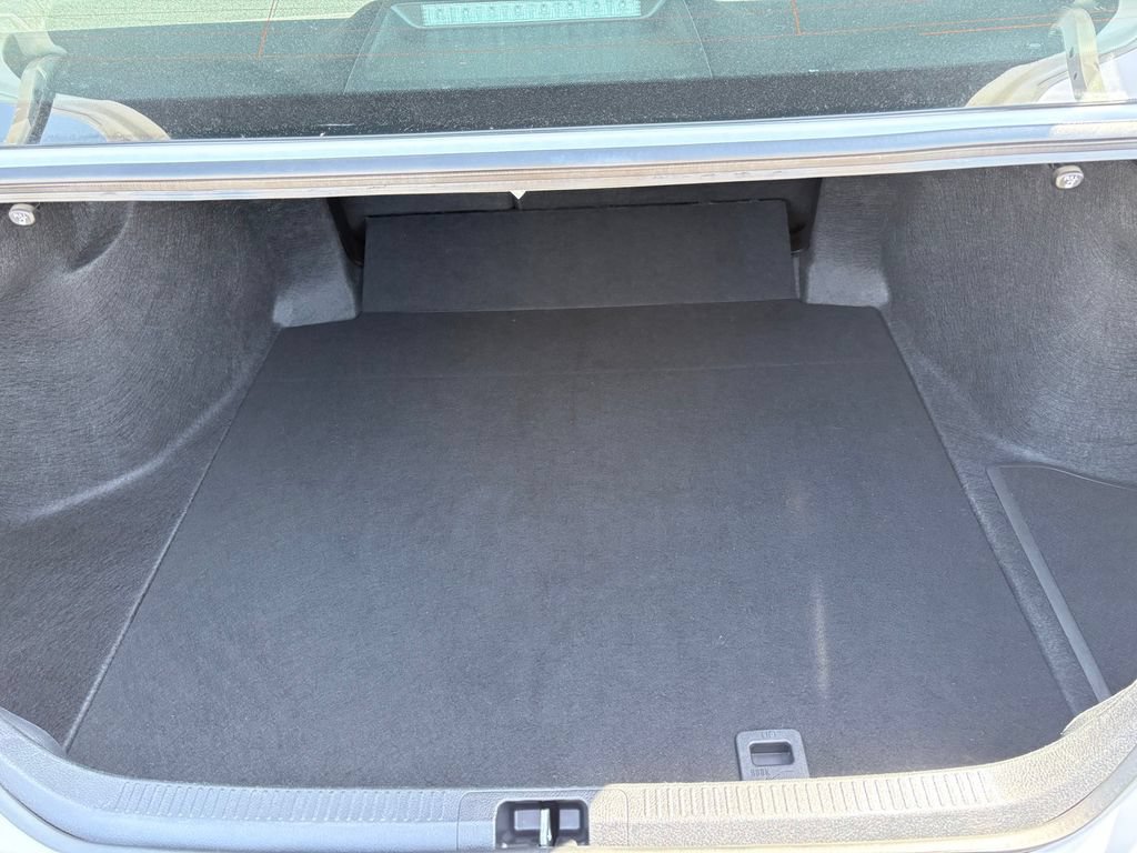 Used 2025 Toyota Camry LE FWD image 27