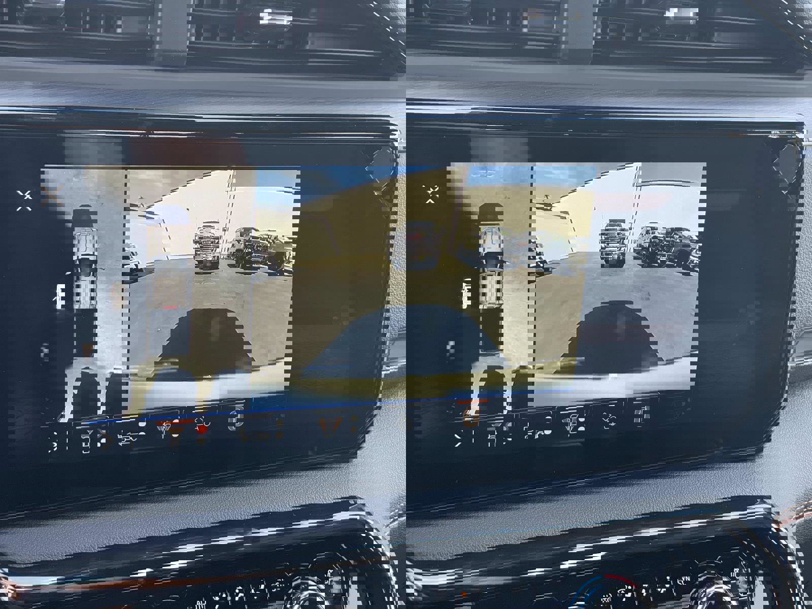 New 2026 GMC Sierra 2500 AT4 w/ AT4 Premium Plus Package image 15