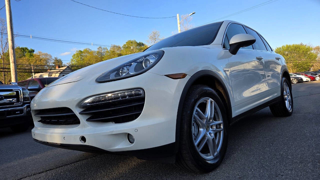 Used 2012 Porsche Cayenne S AWD/4WD image 2