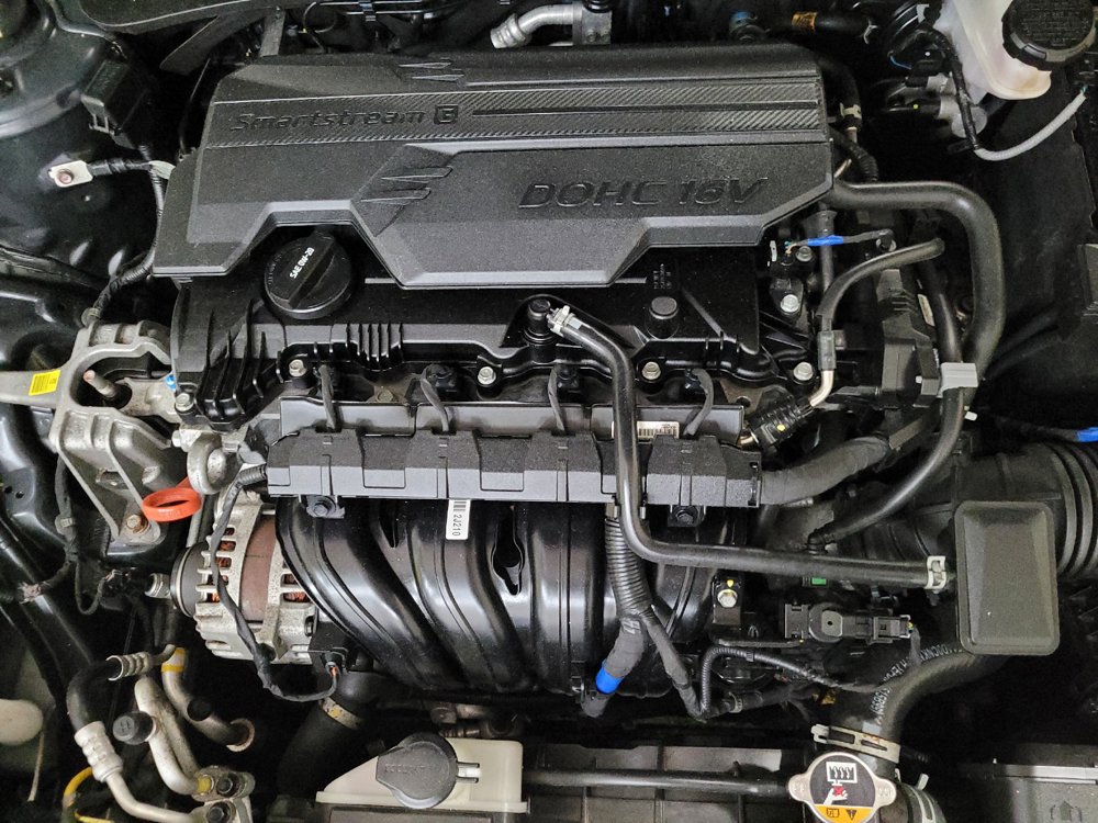 Used 2021 Hyundai Elantra SE w/ Cargo Package FWD image 30