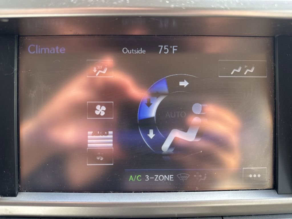 Used 2015 Lexus GX 460 w/ Premium Package AWD/4WD image 19