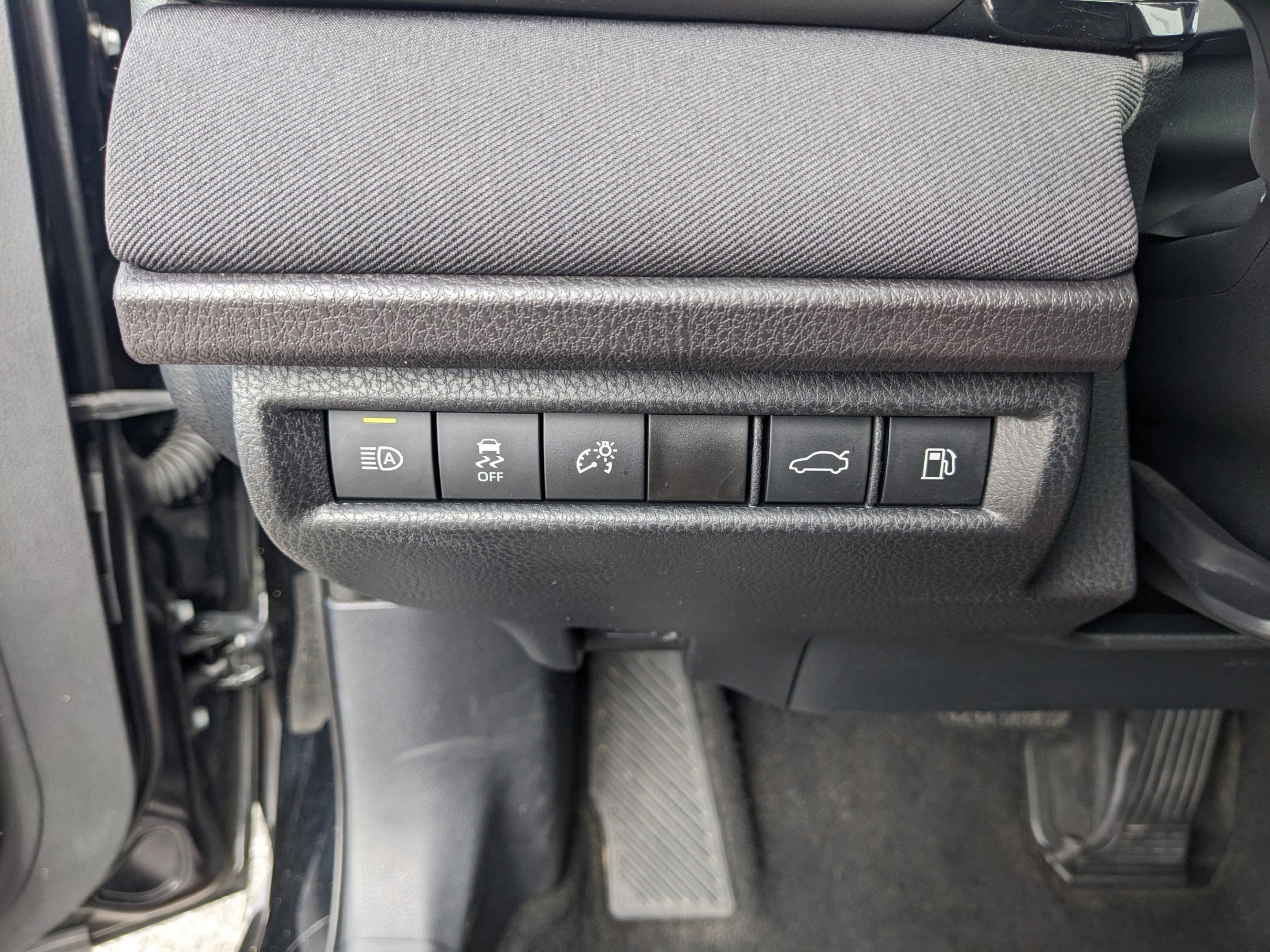 Used 2025 Toyota Camry LE image 36