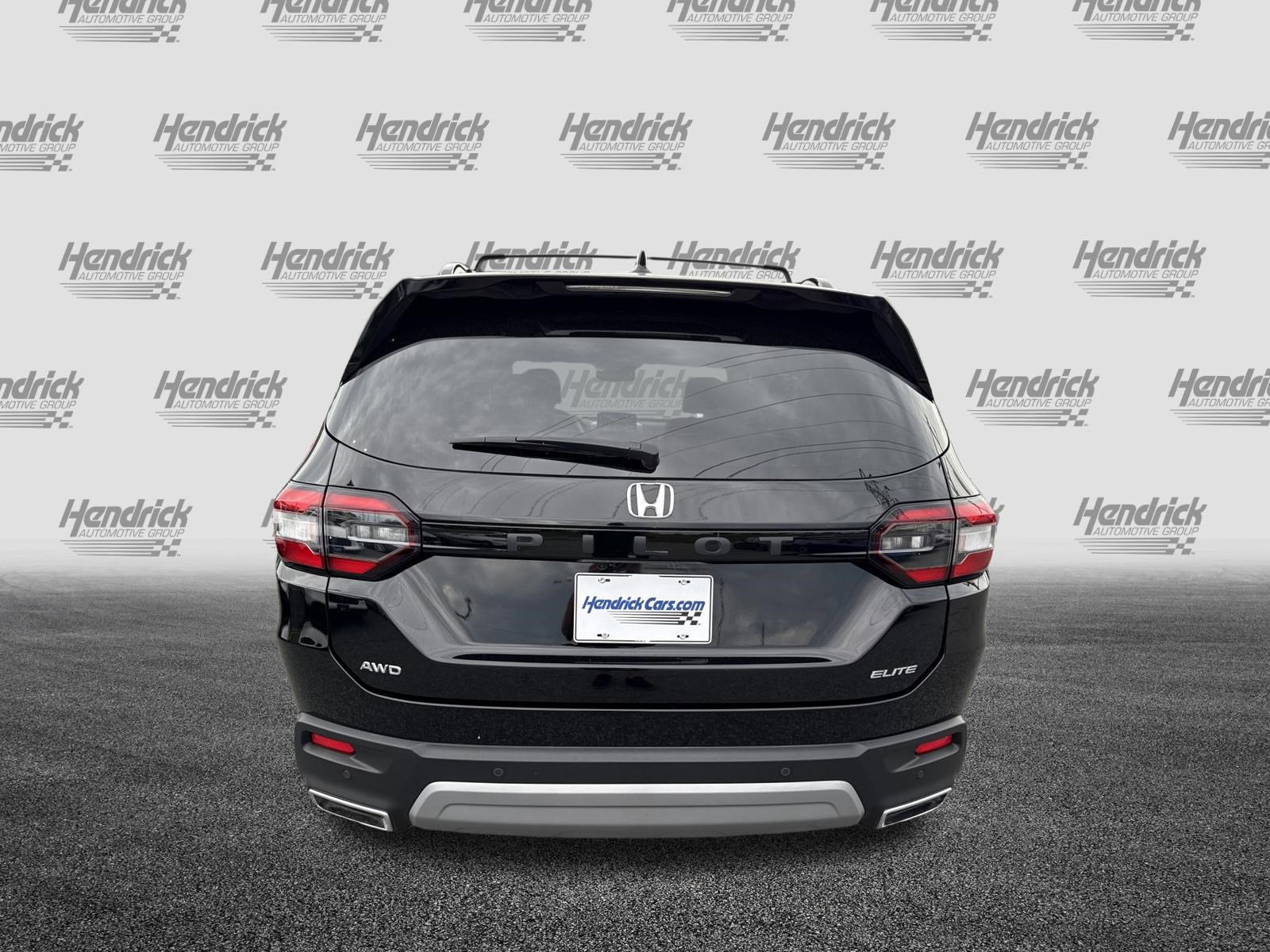 Certified 2023 Honda Pilot Elite image 9