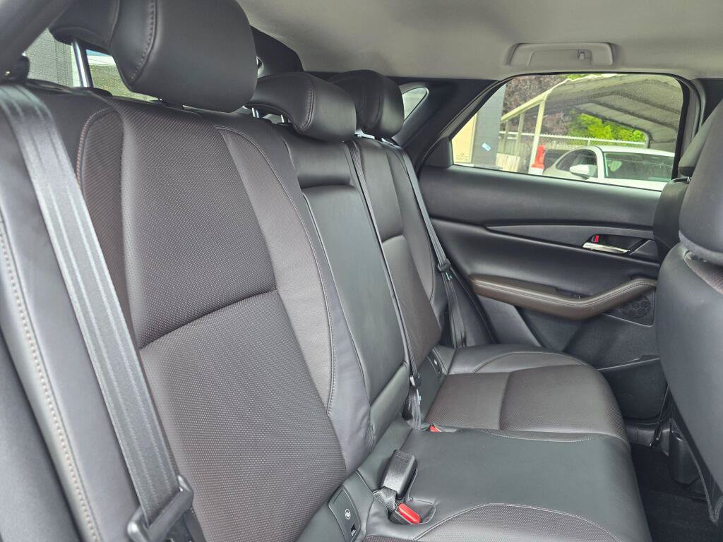 Used 2022 MAZDA CX-30 AWD 2.5 S w/ Premium Package image 13