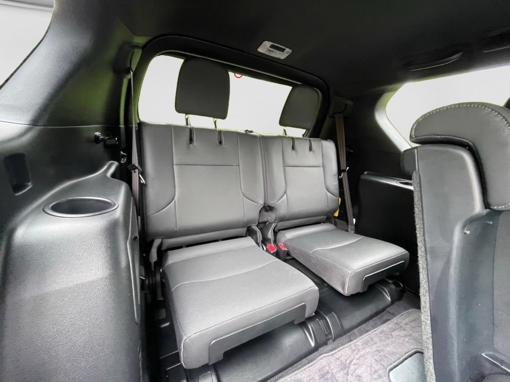 Used 2021 Lexus GX 460 Premium w/ Premium Package AWD/4WD image 16