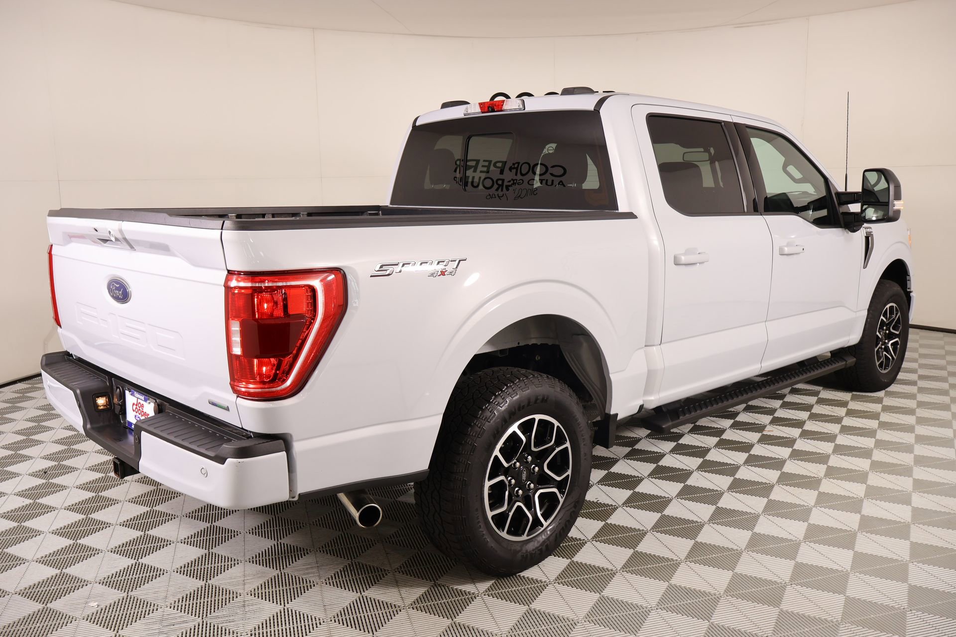 Used 2022 Ford F150 XLT w/ Equipment Group 302A High AWD/4WD image 21
