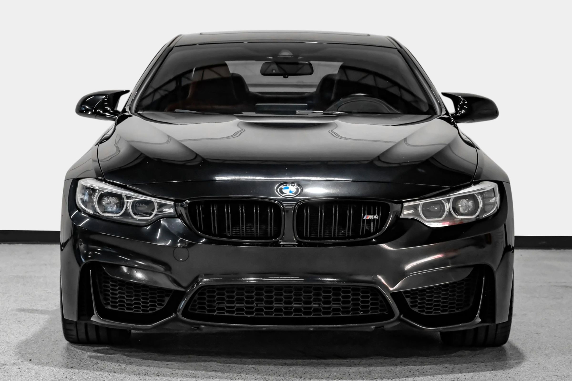Used 2019 BMW M4 Coupe w/ Competition Package RWD image 3