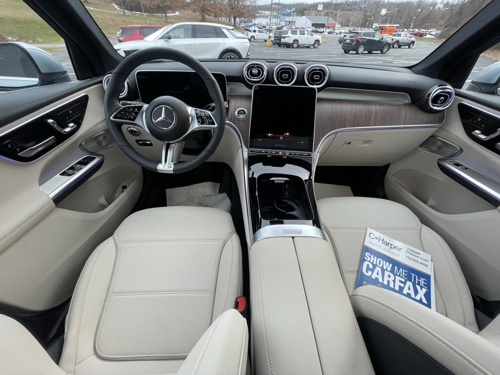 Used 2026 Mercedes-Benz GLC 300 4MATIC image 24