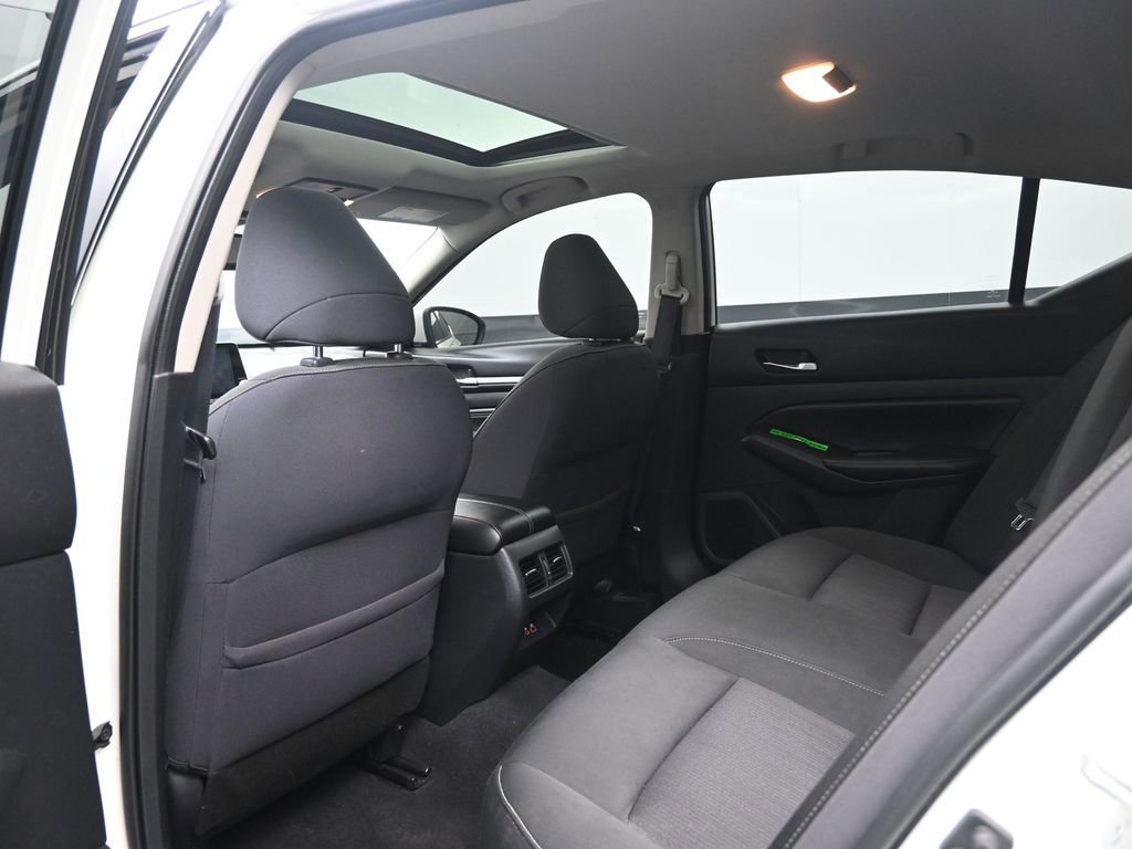 Used 2019 Nissan Altima 2.5 SV image 28