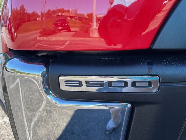 New 2026 GMC Sierra 3500 SLE image 12