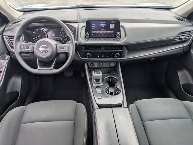 Used 2024 Nissan Rogue S image 16