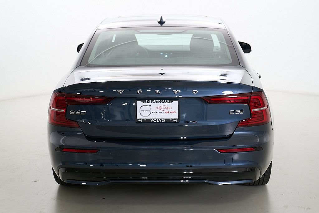 Certified 2024 Volvo S60 B5 Plus AWD/4WD image 7