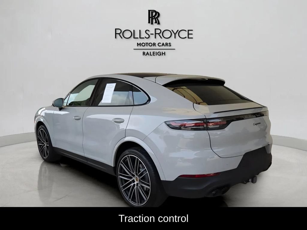 Used 2022 Porsche Cayenne Platinum Edition AWD/4WD image 6