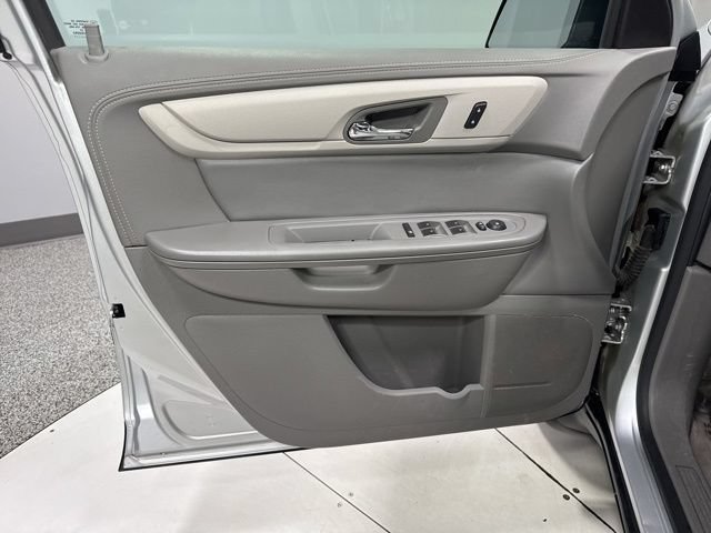 Used 2017 Chevrolet Traverse LS AWD/4WD image 8
