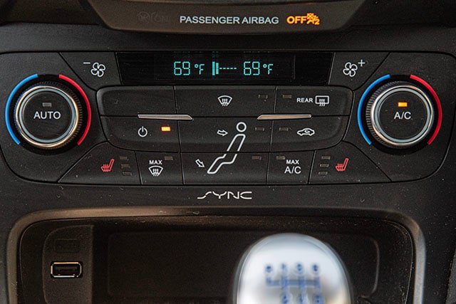 Used 2017 Ford Focus RS AWD/4WD image 24