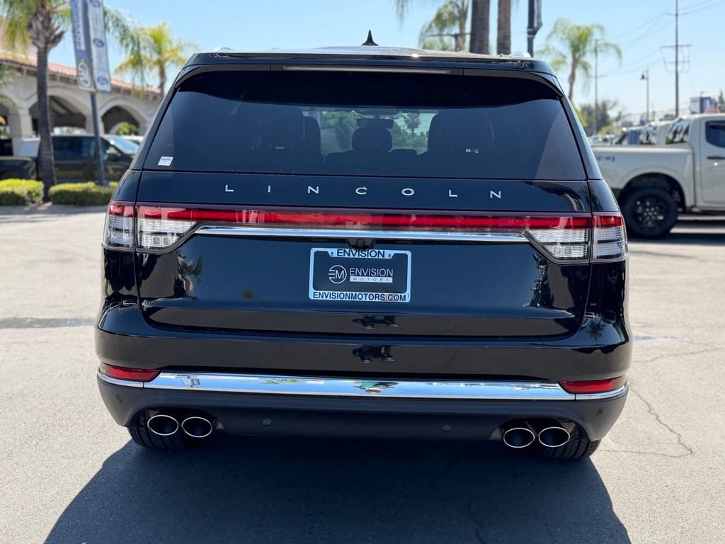 Used 2022 Lincoln Aviator Reserve AWD/4WD image 11