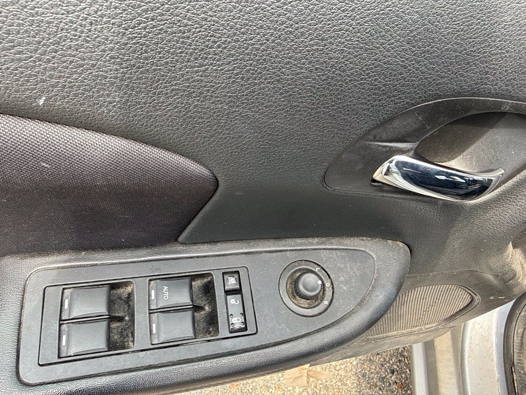 Used 2014 Chrysler 200 Touring w/ 200 S Group FWD image 14
