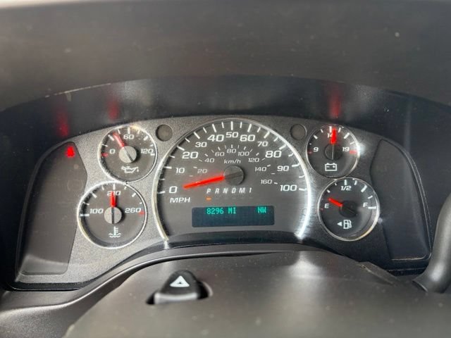 Used 2024 Chevrolet Express 3500 LS RWD image 13