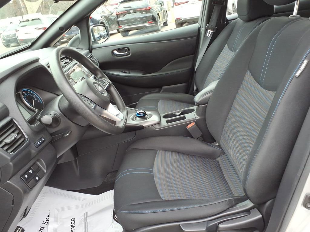 Used 2022 Nissan Leaf S FWD image 12