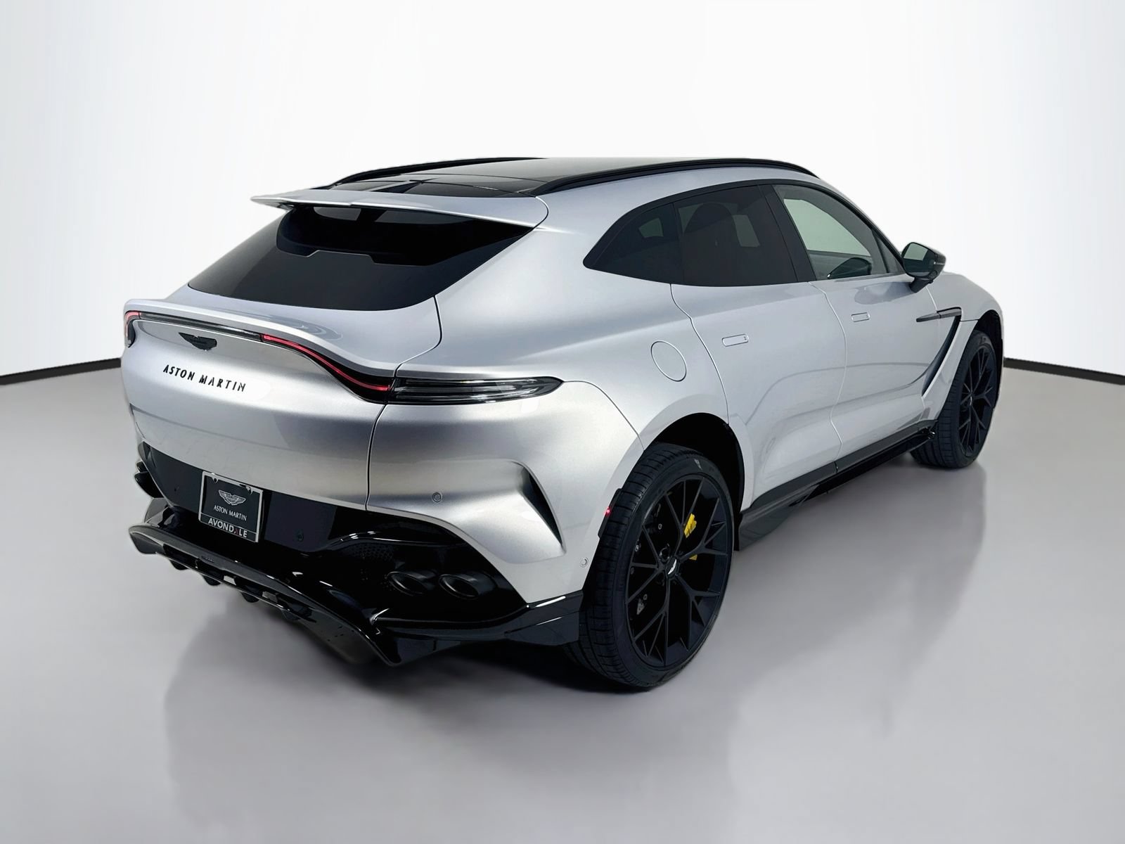 Used 2026 Aston Martin DBX 707 AWD/4WD image 7