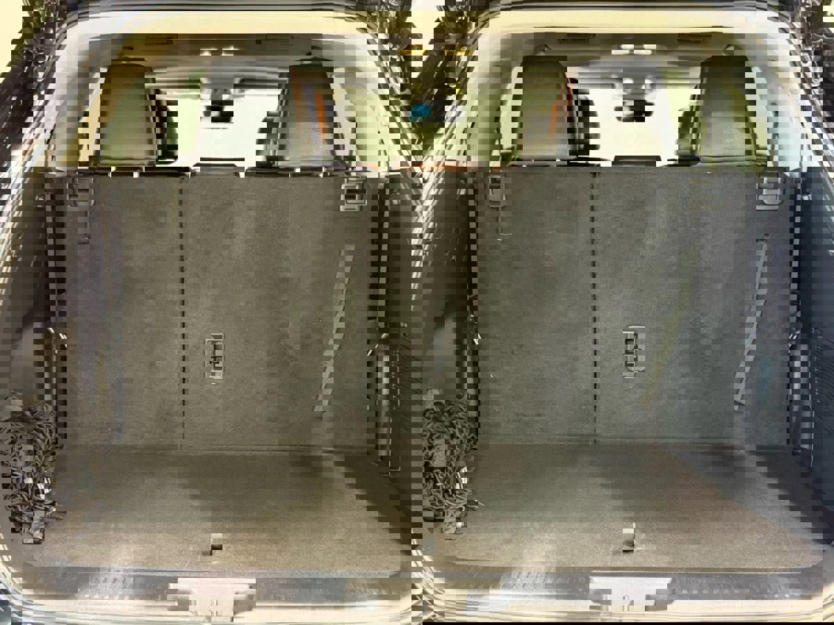 Used 2023 Toyota Highlander XLE image 35