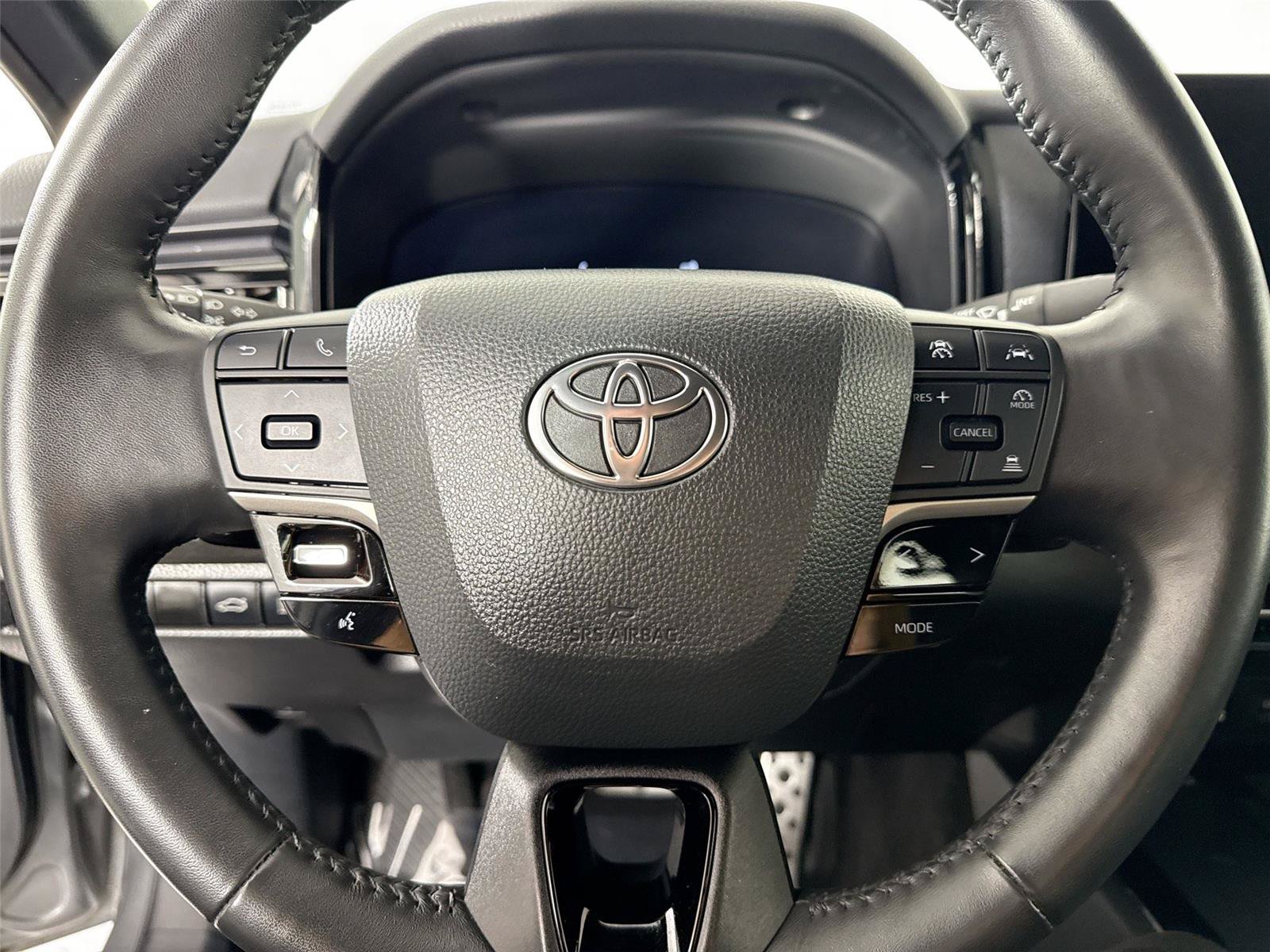 Certified 2025 Toyota Camry XSE FWD image 17