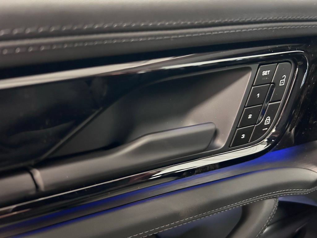 New 2026 Porsche Panamera 4 AWD/4WD image 8